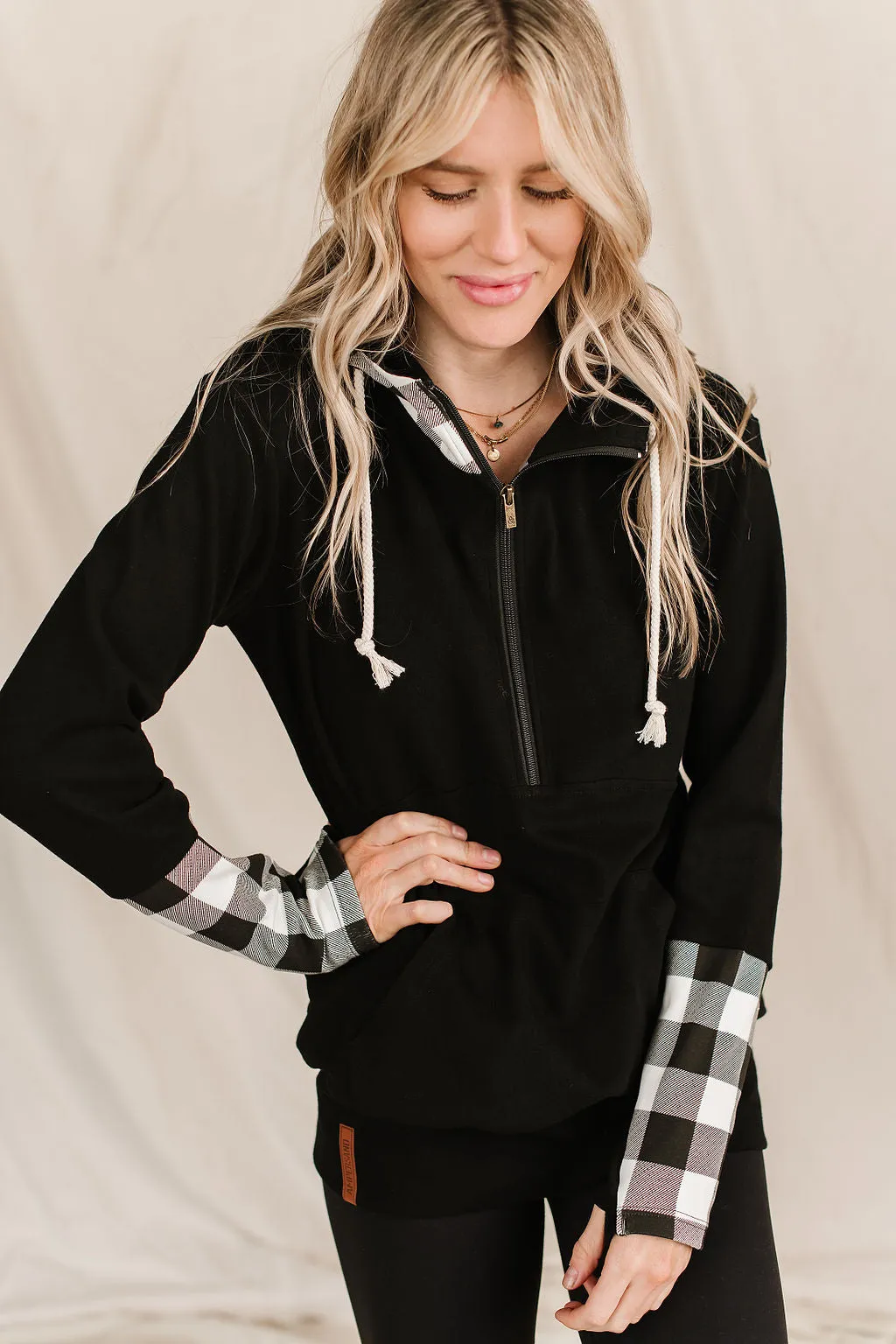 Ampersand Avenue - Halfzip Hoodie Checks Out Black