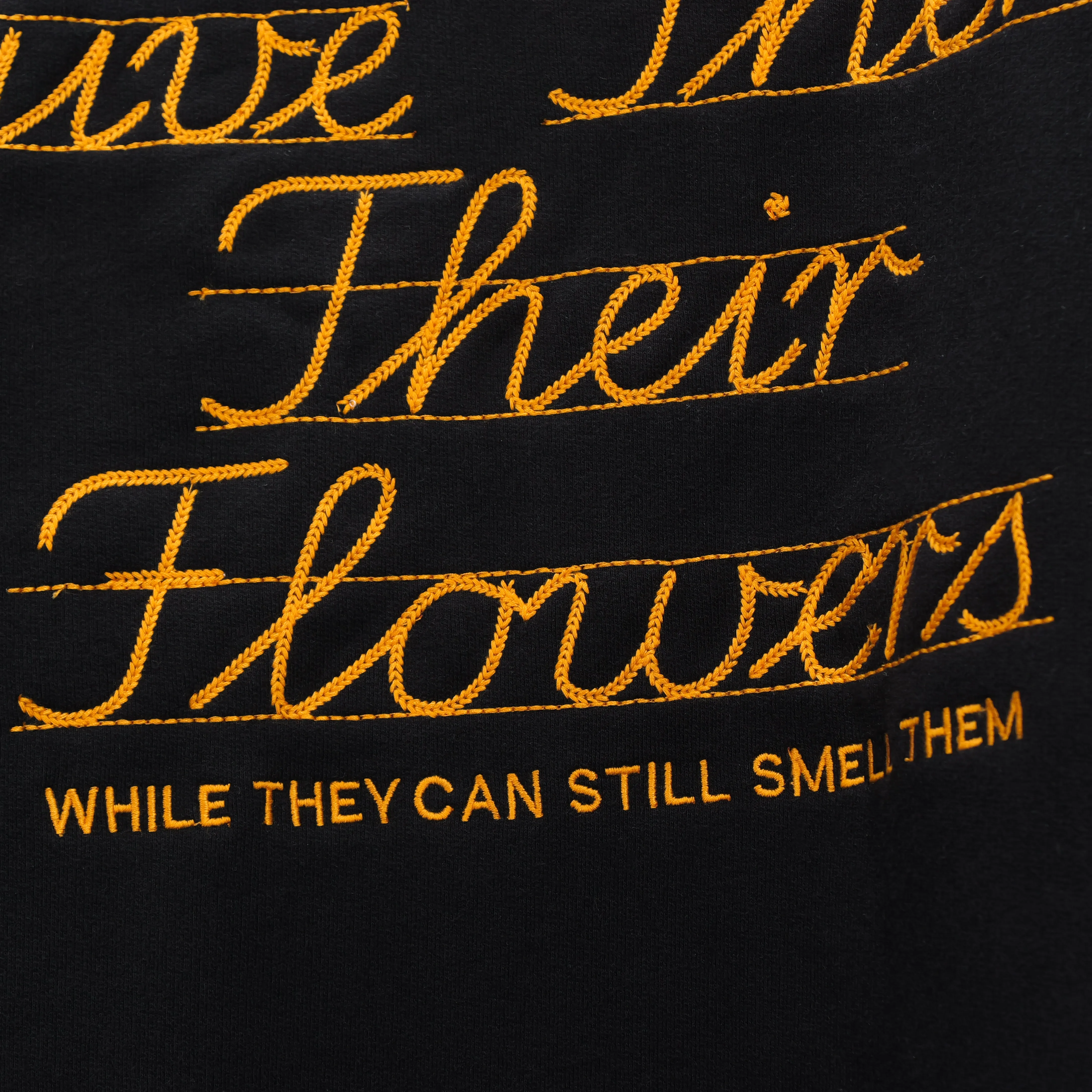 Give Their Flowers Crewneck Black