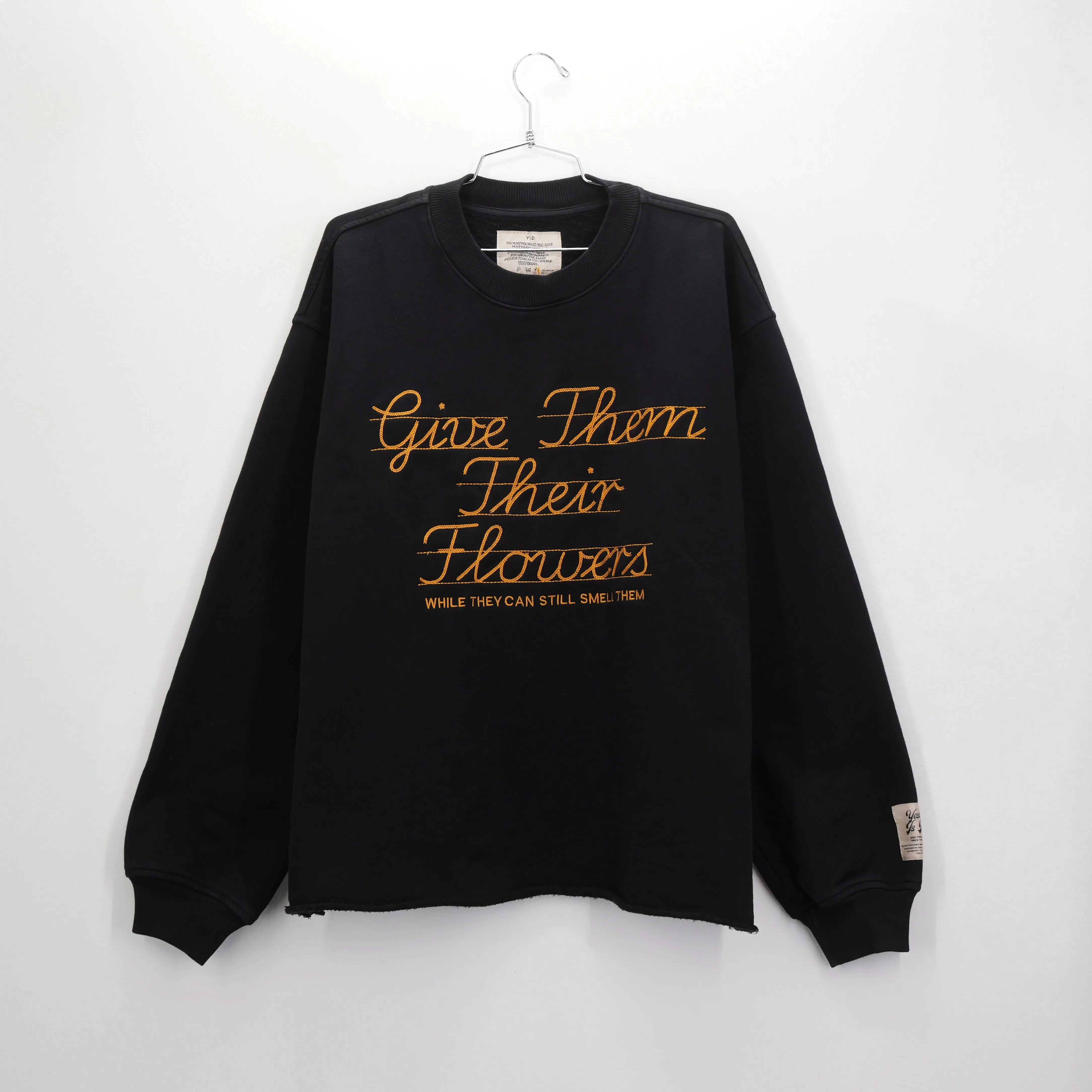 Give Their Flowers Crewneck Black