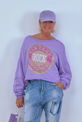 kurzes Sweaty mit Vintage-Druck und außenliegenden Nähten, lila