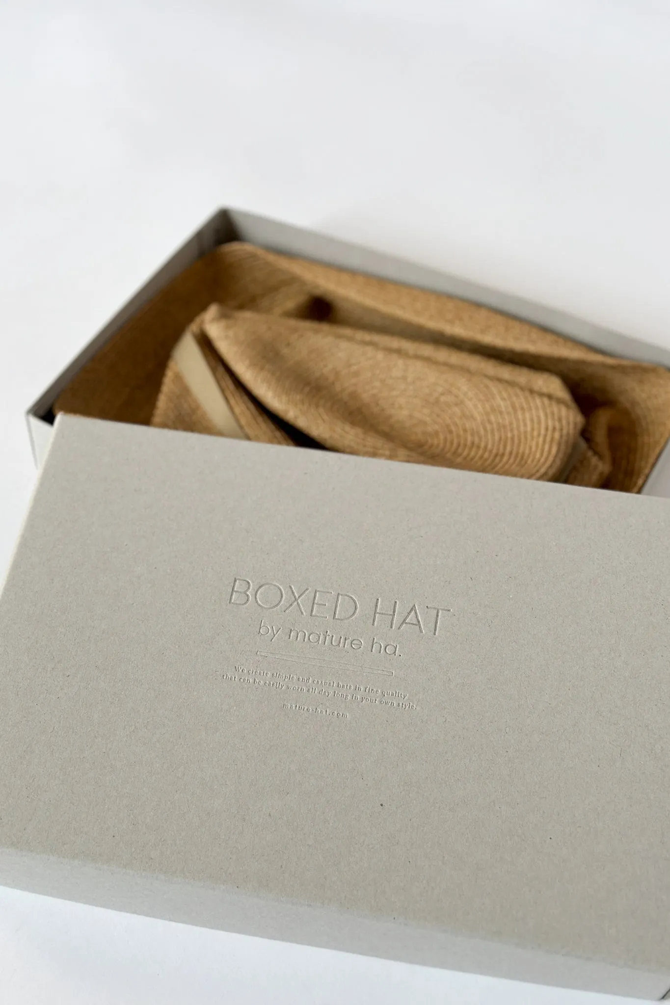 Mature Ha - Boxed Hat 11cm Brim Grosgrain Ribbon