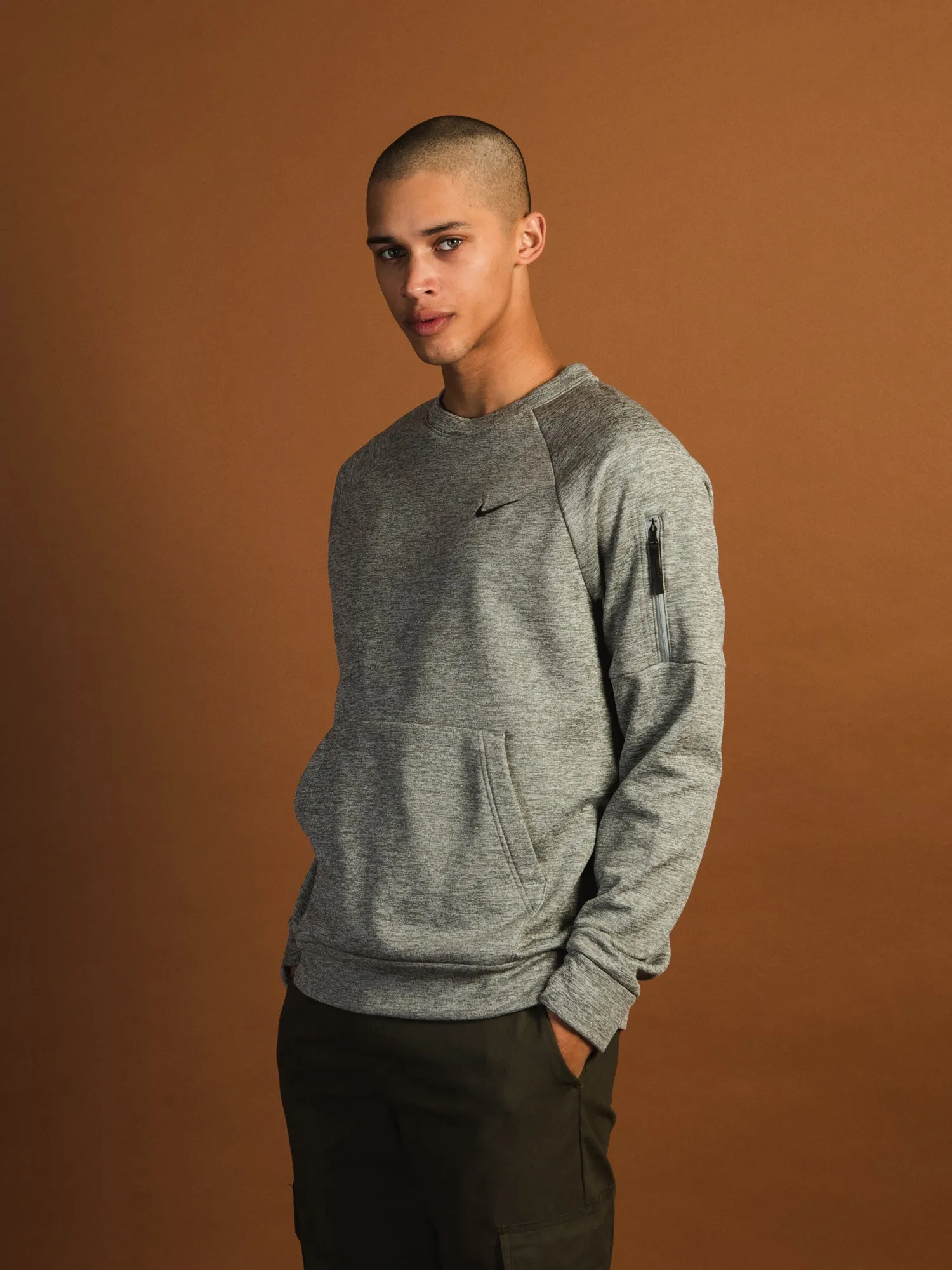 NIKE THERMA-FIT CREWNECK